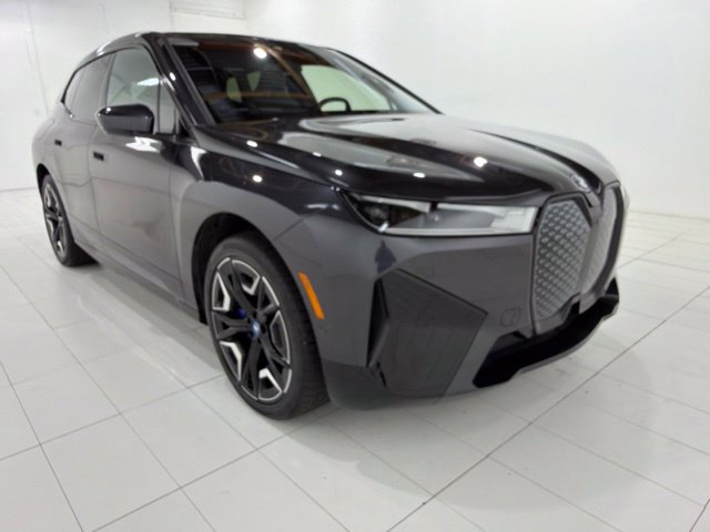 Certified 2024 BMW iX xDrive50 w/ Sport Package AWD/4WD image 7