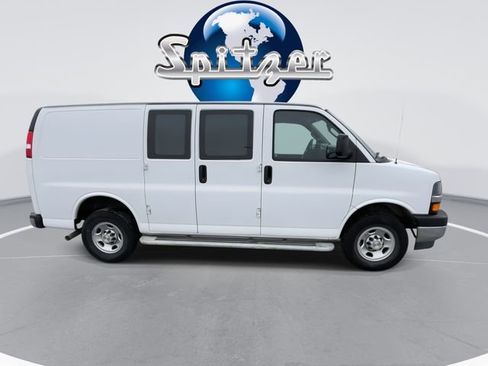 Used 2024 Chevrolet Express 2500 w/ Driver Convenience Package image 10