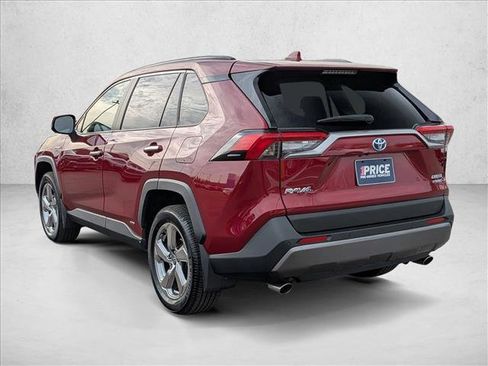 Used 2020 Toyota RAV4 Limited image 8