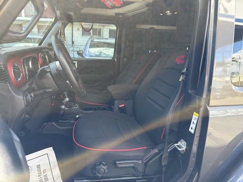 Used 2019 Jeep Wrangler Rubicon AWD/4WD image 11