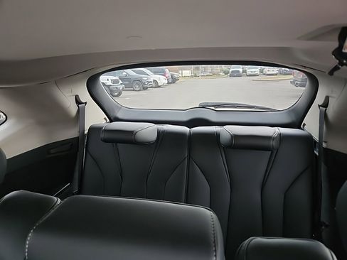 Used 2023 Acura MDX FWD w/ Technology Package image 14