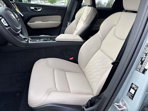 New 2026 Volvo XC60 B5 Plus w/ Climate Package image 19