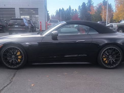 Used 2022 Mercedes-Benz SL 63 AMG 4MATIC image 5