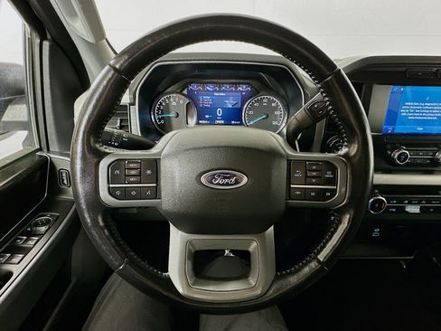 Used 2022 Ford F150 XLT image 11