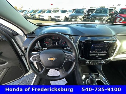 Used 2020 Chevrolet Traverse LS image 17