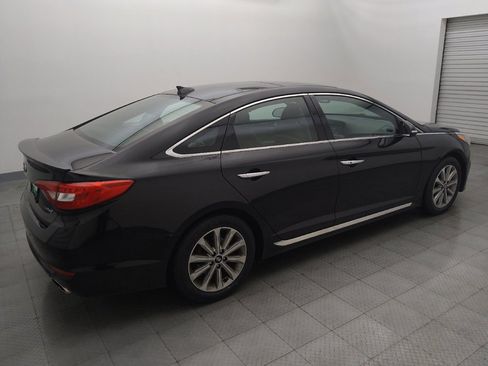 Used 2016 Hyundai Sonata Limited w/ Option Group 05 FWD image 10
