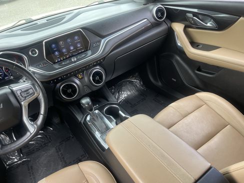 Used 2021 Chevrolet Blazer Premier w/ Driver Confidence II Package AWD/4WD image 13