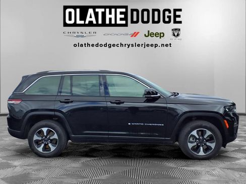 Used 2024 Jeep Grand Cherokee Limited 4xe AWD/4WD image 29
