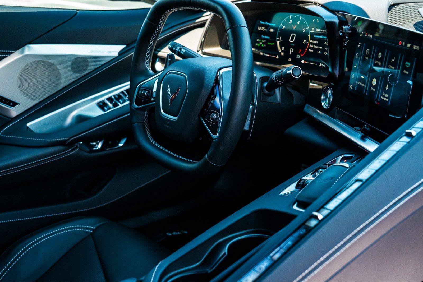 Used 2024 Chevrolet Corvette Stingray Preferred Conv w/ Z51 Performance Package RWD image 28