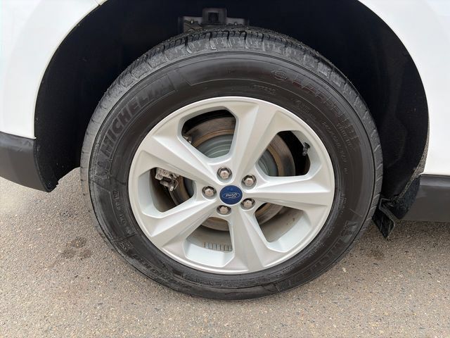 Used 2022 Ford Edge SE AWD/4WD image 15