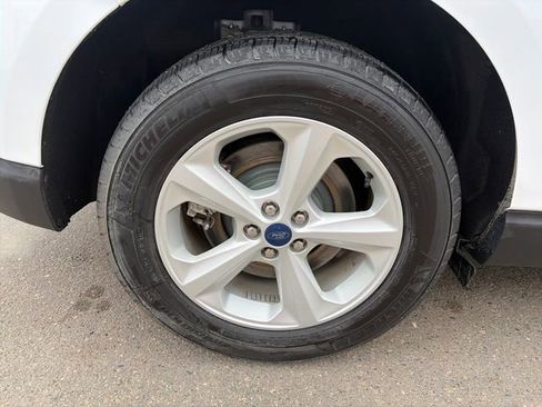 Used 2022 Ford Edge SE AWD/4WD image 15