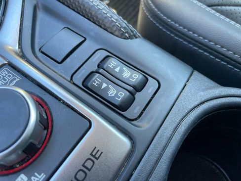 Used 2022 Subaru Forester Touring image 19