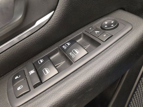 Used 2019 RAM 1500 Big Horn RWD image 27