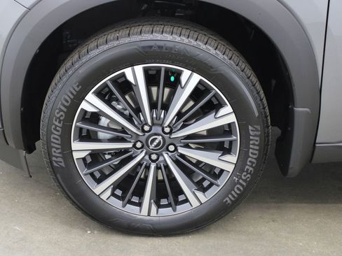 New 2026 Nissan Pathfinder Platinum w/ Cargo Package FWD image 29