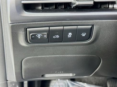 Certified 2025 Hyundai Santa Cruz XRT AWD/4WD image 19