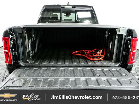Used 2025 RAM 1500 Tungsten AWD/4WD image 31
