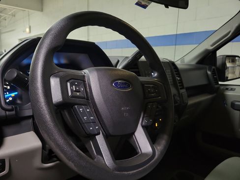 Used 2016 Ford F150 XL w/ Equipment Group 101A Mid image 14