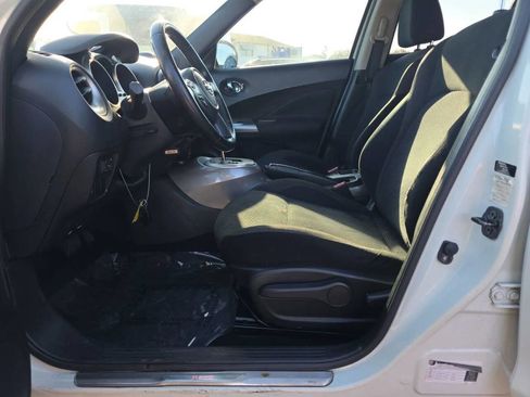 Used 2011 Nissan Juke SV image 5