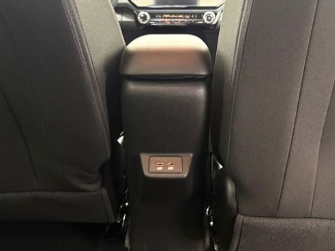 New 2027 Chevrolet Bolt LT w/ Comfort Package image 27