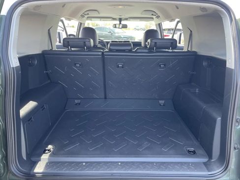 Used 2014 Toyota FJ Cruiser 2WD w/ Convenience Package image 36