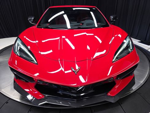Used 2020 Chevrolet Corvette Stingray Preferred Cpe w/ 2LT Preferred Equipment Group RWD image 44