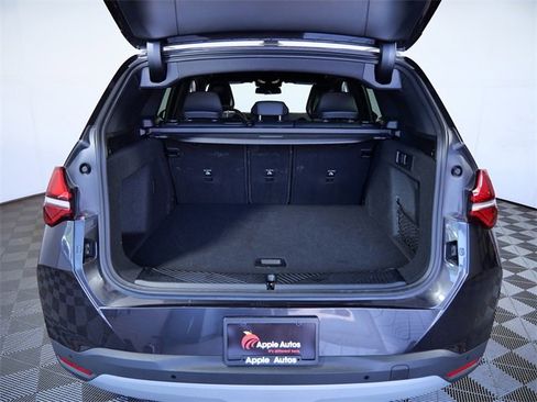 Used 2025 BMW X3 xDrive30i image 10