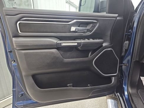 Used 2023 RAM 1500 Laramie AWD/4WD image 10