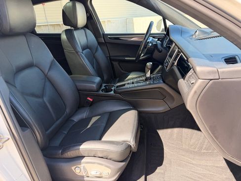 Used 2015 Porsche Macan S w/ Premium Package Plus AWD/4WD image 23