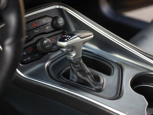 Used 2018 Dodge Challenger R/T Plus image 36