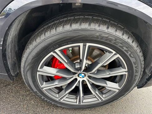 Used 2021 BMW X5 sDrive40i w/ M Sport Package image 23