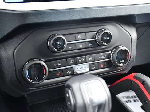 New 2026 Ford Bronco Heritage Edition AWD/4WD image 27