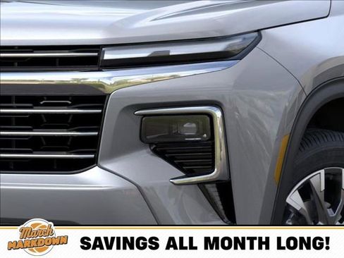 New 2026 Chevrolet Traverse LT image 10