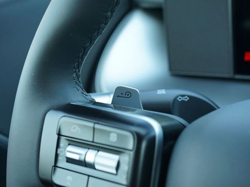 New 2026 Hyundai Ioniq 9 SEL image 16