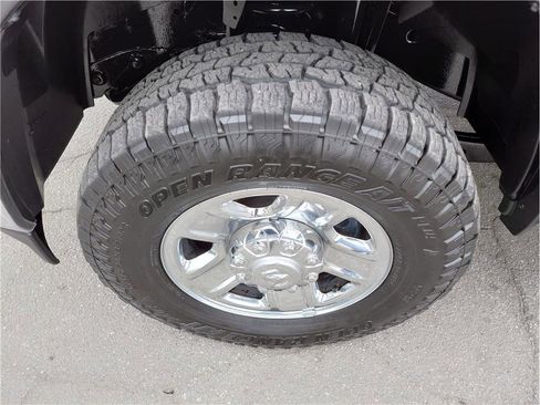 Used 2021 RAM 3500 Tradesman image 19