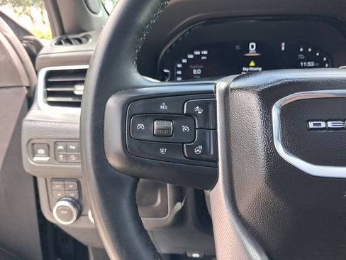 Used 2024 GMC Yukon XL Denali AWD/4WD image 18