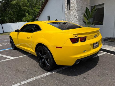 Used 2010 Chevrolet Camaro SS w/ RS Package RWD image 12