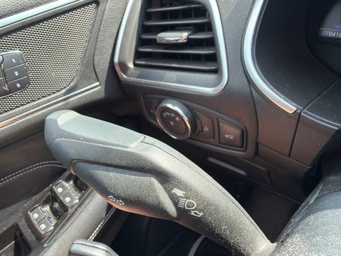 Used 2015 Ford Edge Titanium w/ Equipment Group 301A AWD/4WD image 28