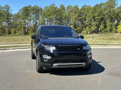 Used 2017 Land Rover Discovery Sport HSE Luxury image 1