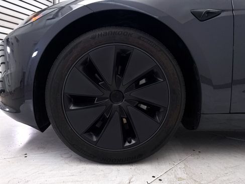 Used 2024 Tesla Model 3 Standard Range RWD image 14