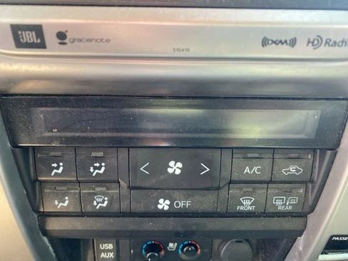 Used 2019 Toyota 4Runner Limited RWD image 18