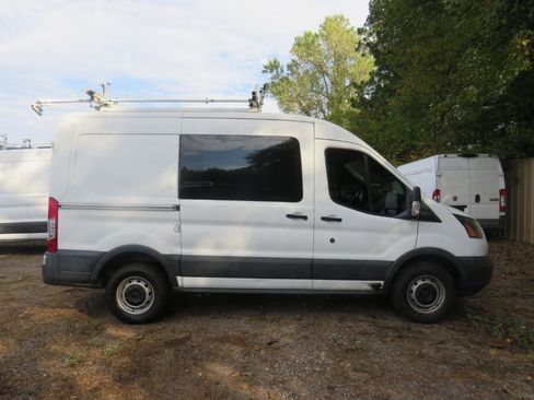 Used 2017 Ford Transit 250 130 Medium Roof RWD image 12