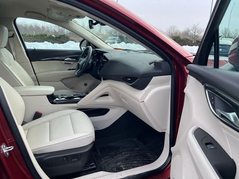 Used 2023 Buick Envision Essence w/ Technology Package I image 10
