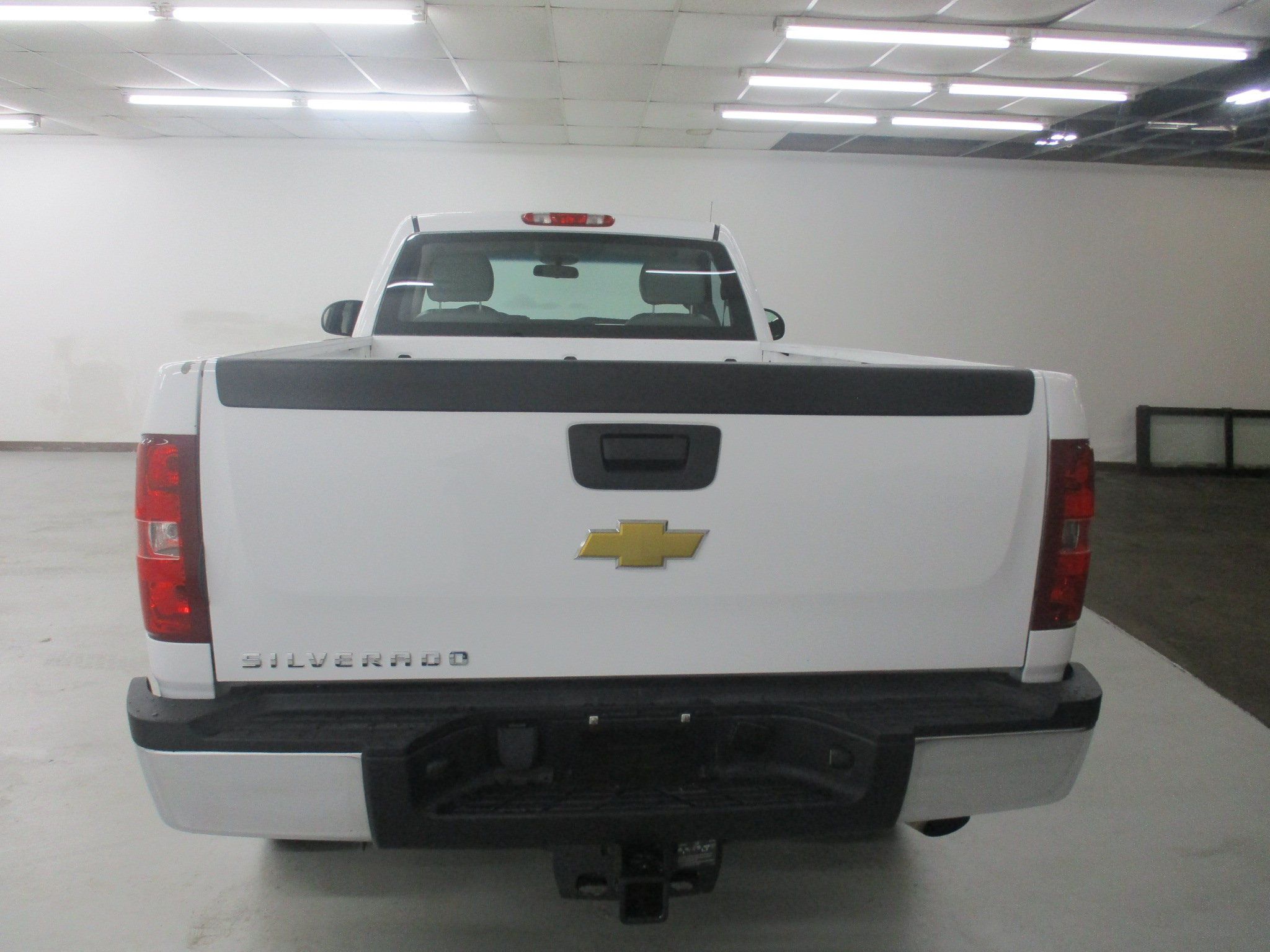 Used 2014 Chevrolet Silverado 2500 W/T AWD/4WD image 4