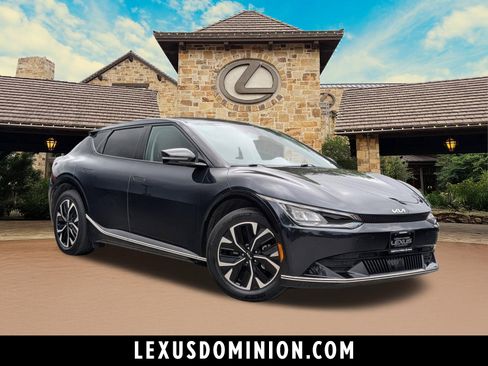 Used 2022 Kia EV6 Wind RWD image 1