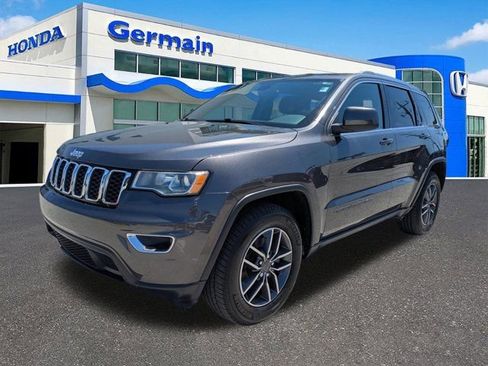 Used 2019 Jeep Grand Cherokee Laredo w/ Laredo X Package RWD image 1