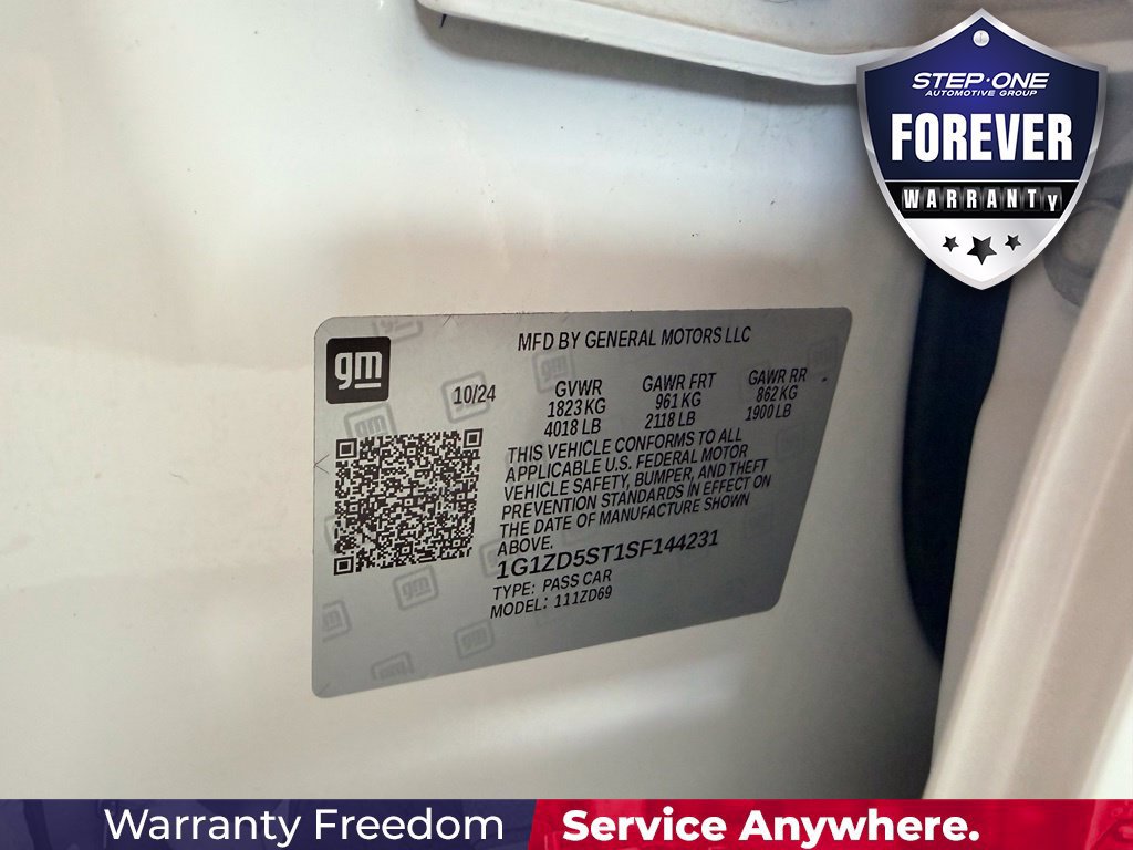 Used 2025 Chevrolet Malibu LT FWD image 39