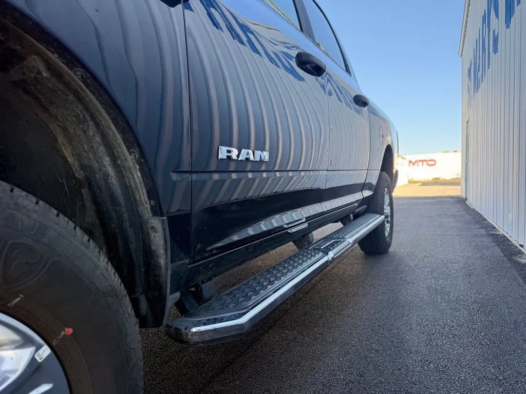 Used 2026 RAM 2500 Big Horn AWD/4WD image 5