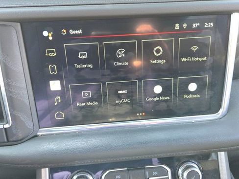 Used 2022 GMC Yukon XL Denali w/ Denali Ultimate Package image 10