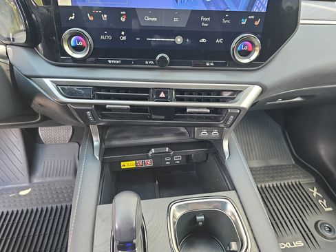 Used 2023 Lexus RX 350 w/ Cold Area Package AWD/4WD image 25