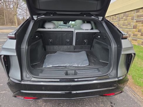 Used 2024 Cadillac Lyriq Luxury w/ LPO, Floor Liner Package image 11